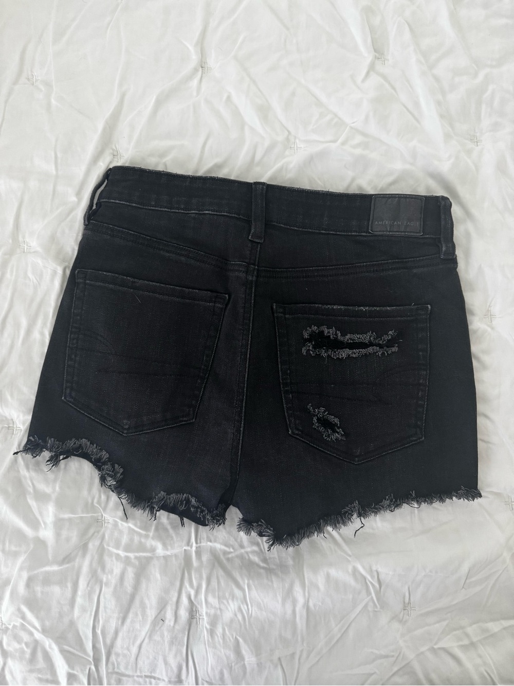 American Eagle Outfitters Black Distressed Denim Cutoff Shorts - Picture 2 of 3